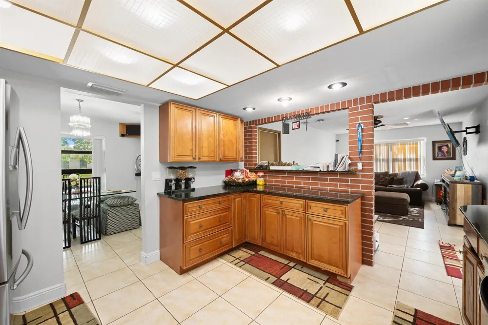 6320 SW 4TH PLACE Margate, FL 33068