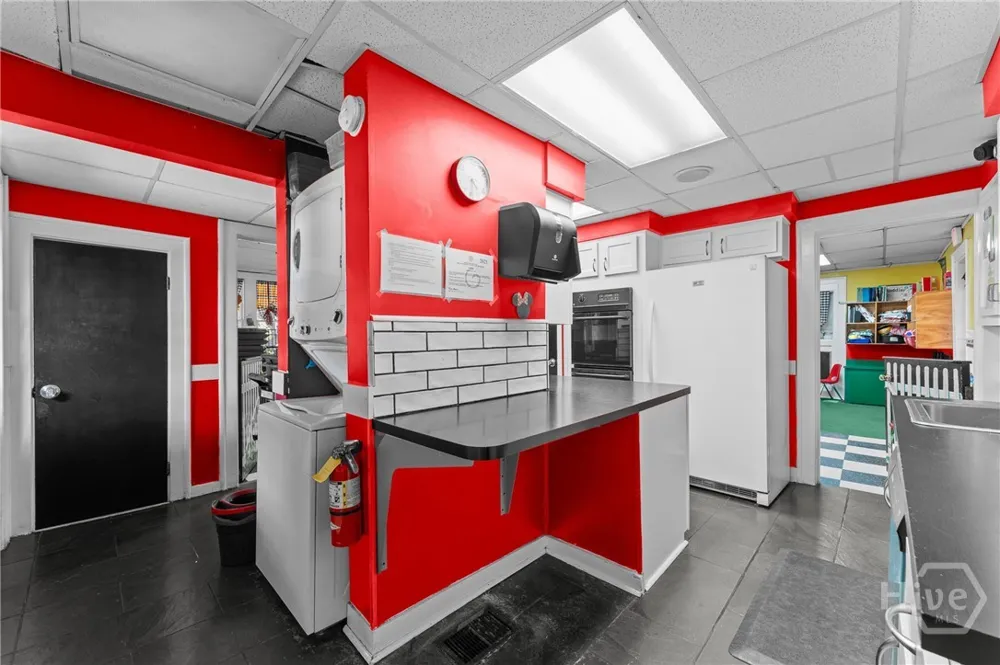 1106 E 48th Street Savannah, GA 31404