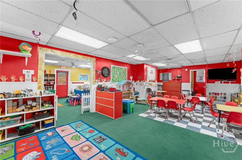 1106 E 48th Street Savannah, GA 31404
