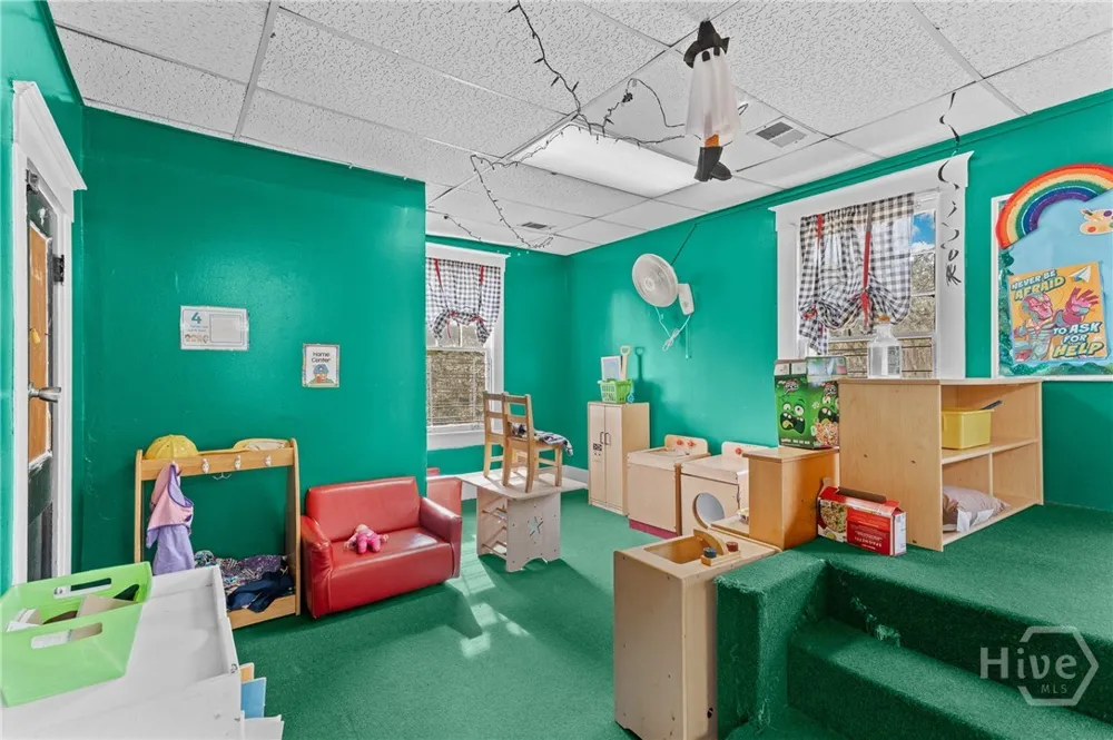 1106 E 48th Street Savannah, GA 31404