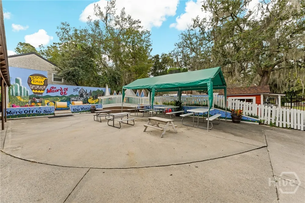 1106 E 48th Street Savannah, GA 31404