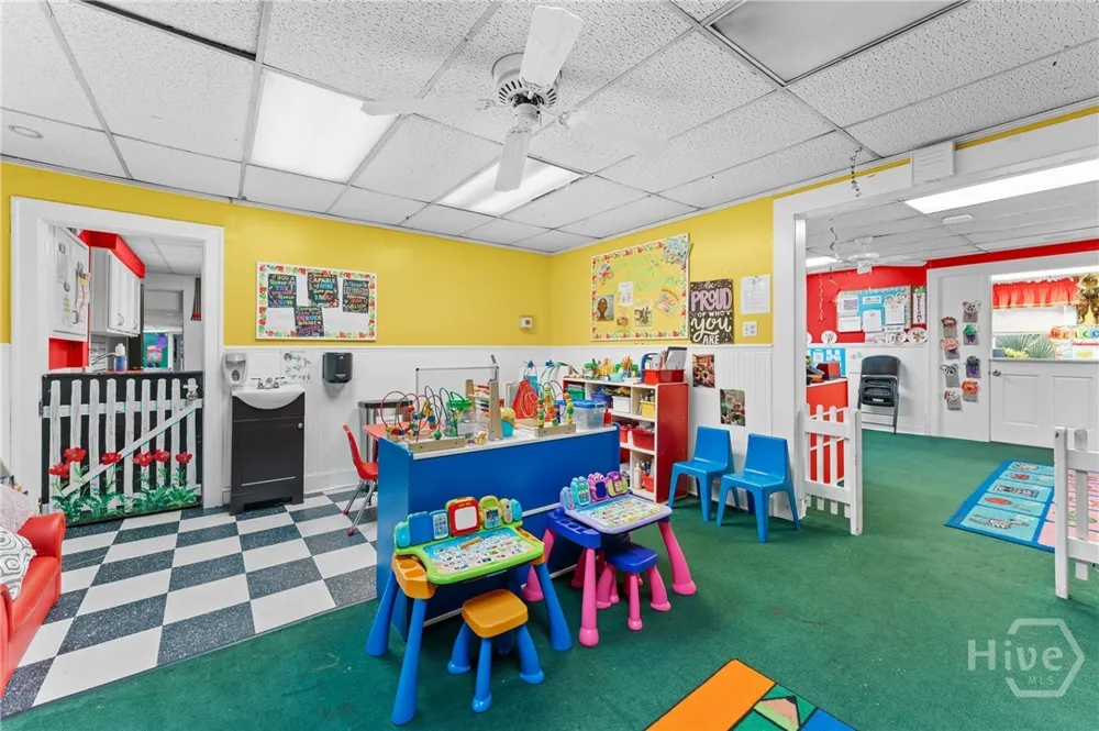 1106 E 48th Street Savannah, GA 31404
