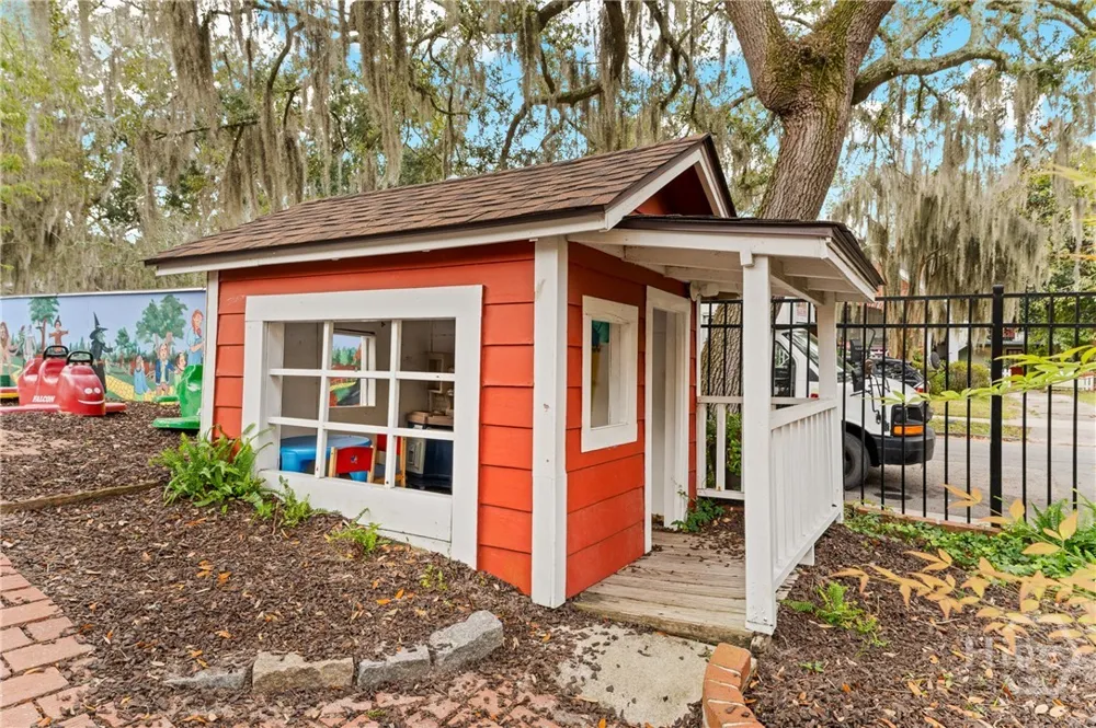 1106 E 48th Street Savannah, GA 31404