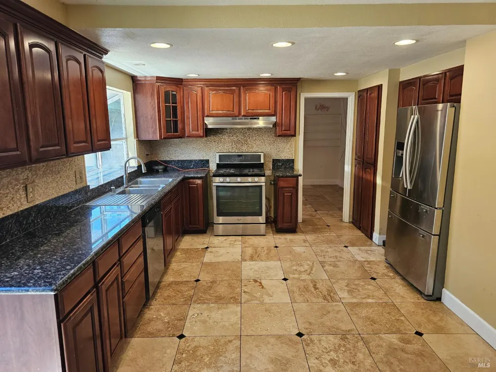 300 Diehl Way Pittsburg, CA 94565