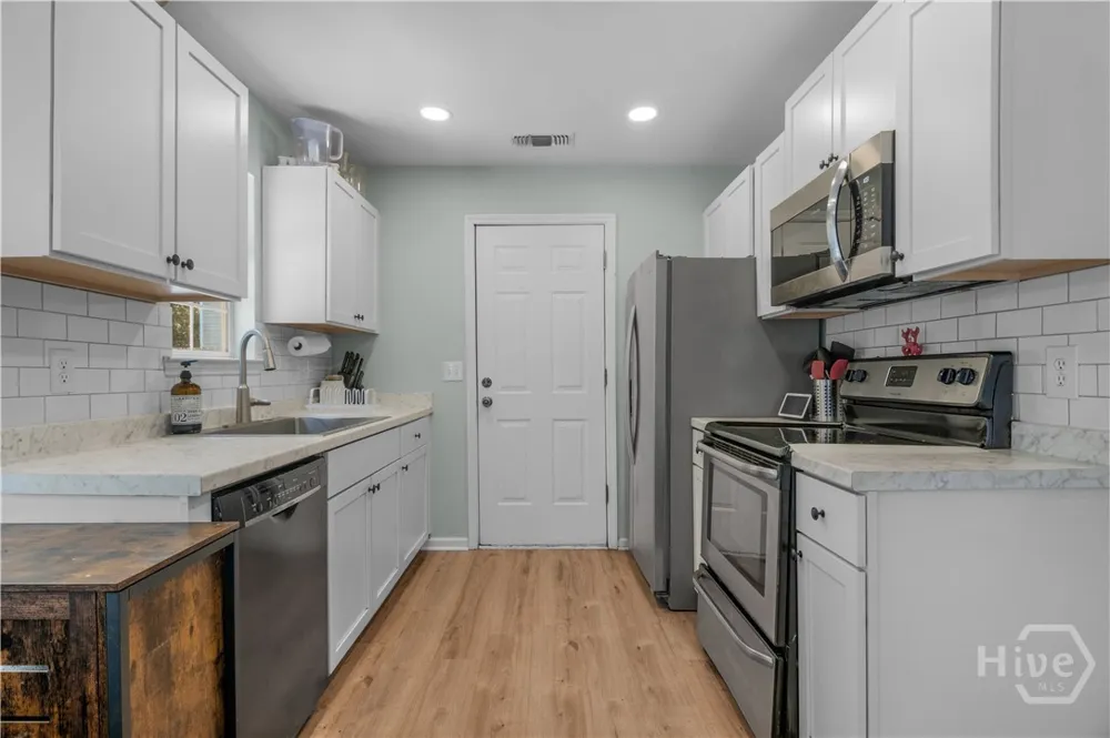 108 Saint Ives Drive Savannah, GA 31419