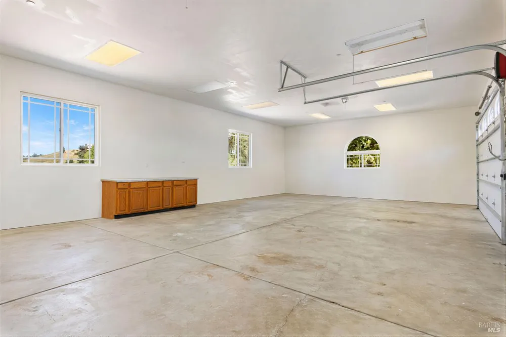 3345 Ackley Road Lakeport, CA 95453