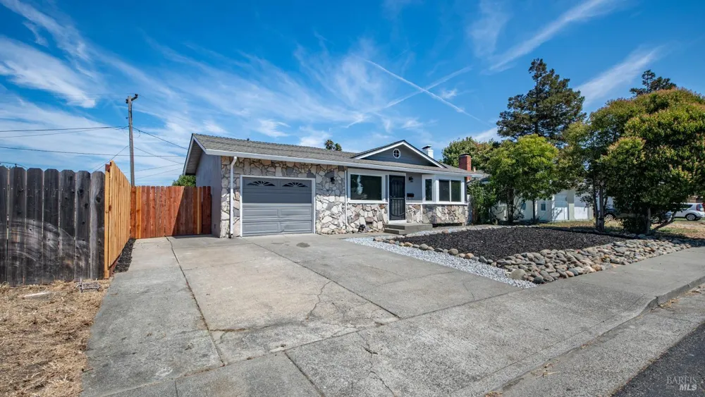1542 Henry Street Fairfield, CA 94533