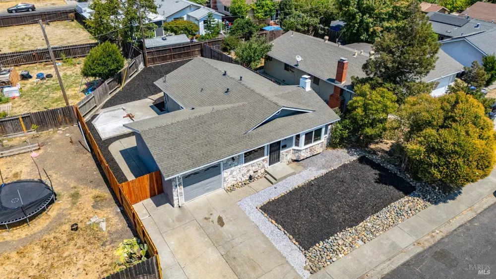 1542 Henry Street Fairfield, CA 94533