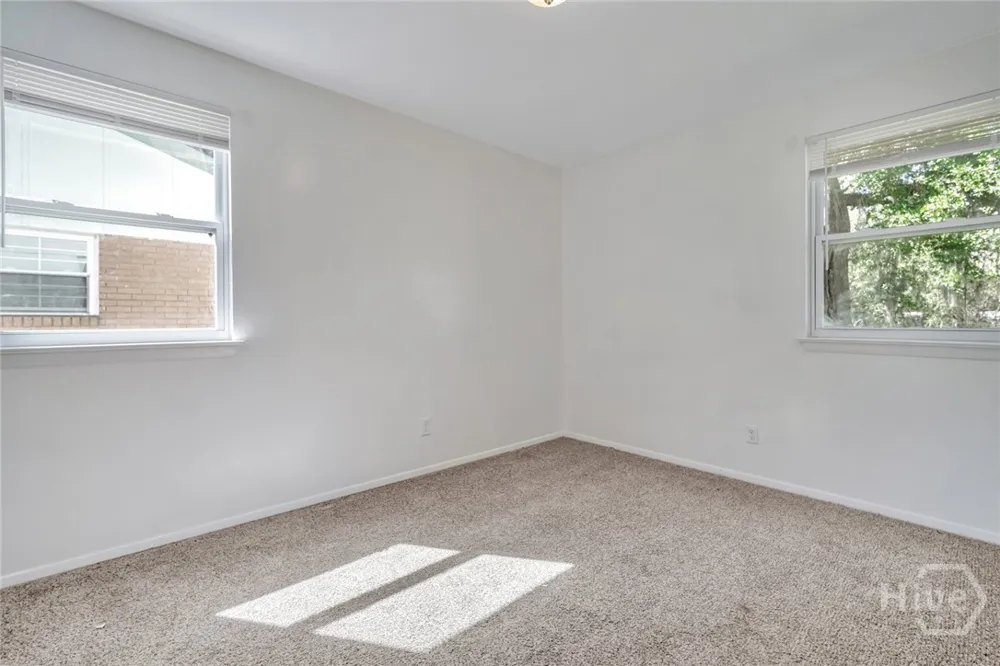 321 Byck Avenue Garden City, GA 31408