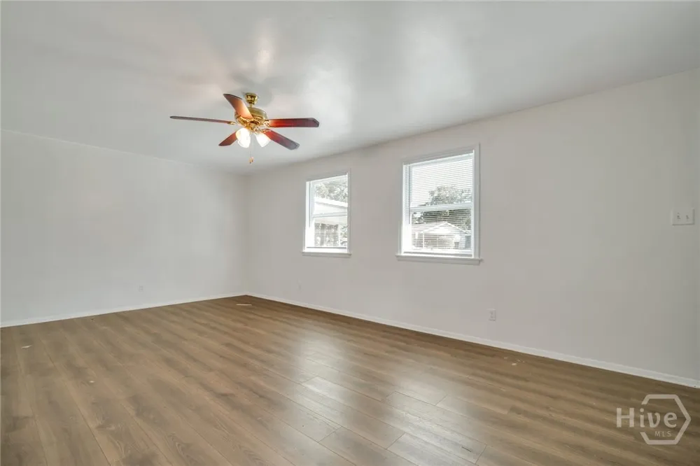 321 Byck Avenue Garden City, GA 31408