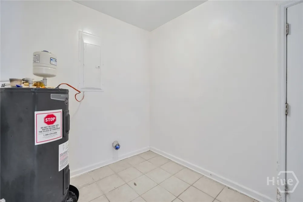 321 Byck Avenue Garden City, GA 31408