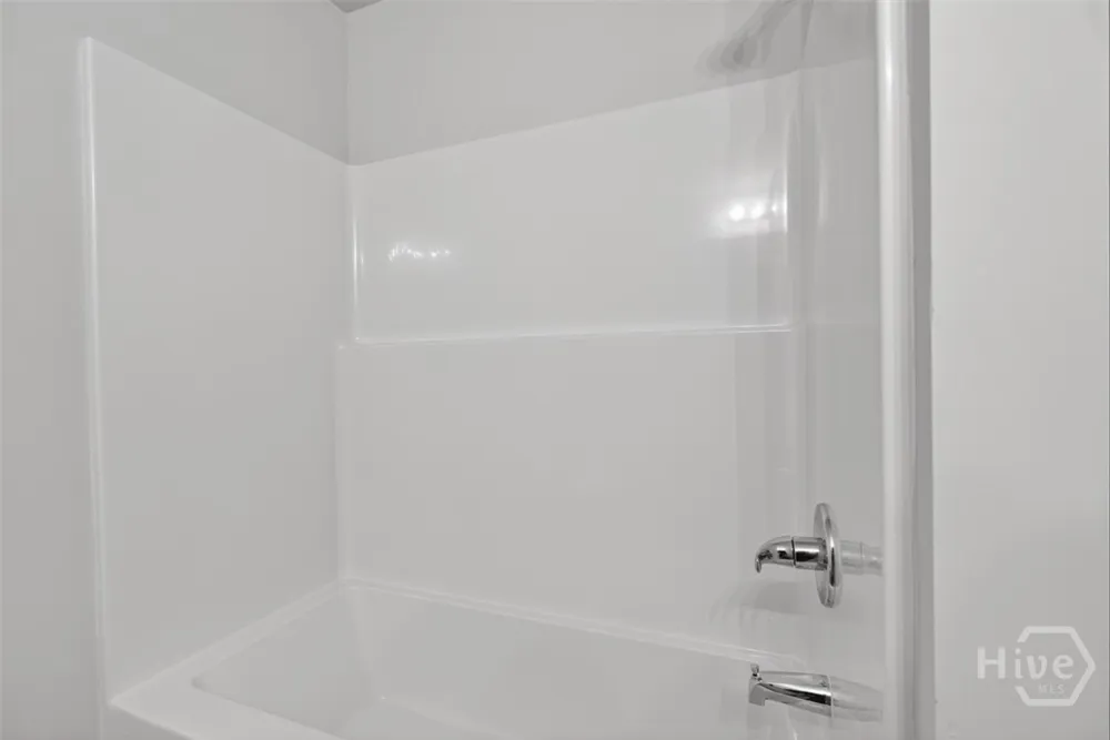 428 Seashell Court #19 Statham, GA 30666