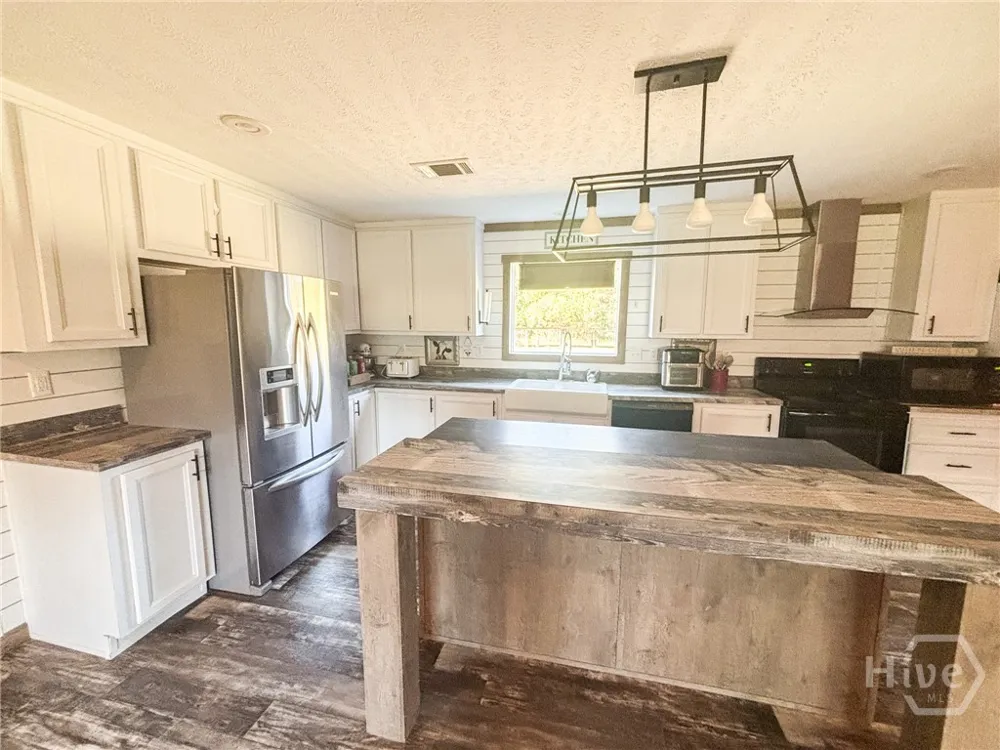 702 Griffin Lake Road Guyton, GA 31312