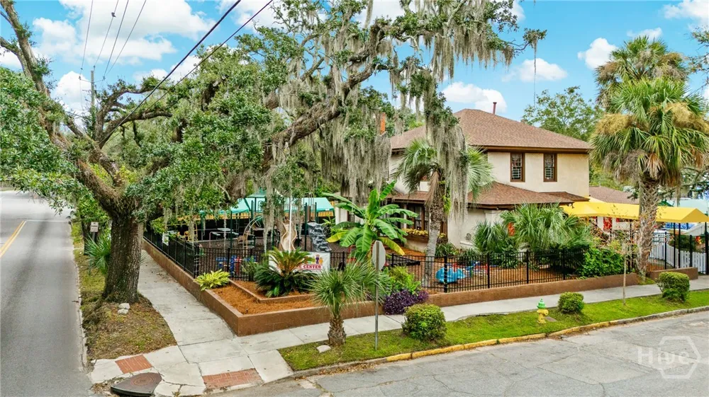 1106 E 48th Street Savannah, GA 31404