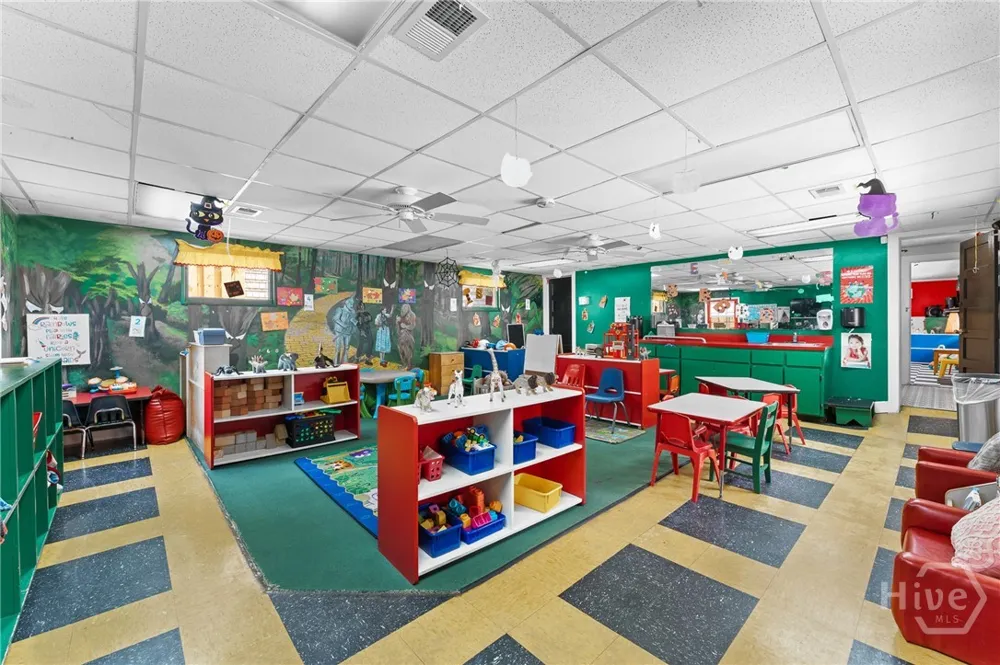 1106 E 48th Street Savannah, GA 31404