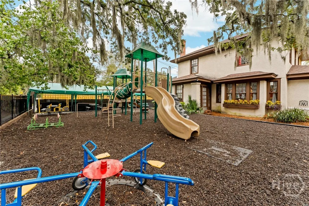 1106 E 48th Street Savannah, GA 31404