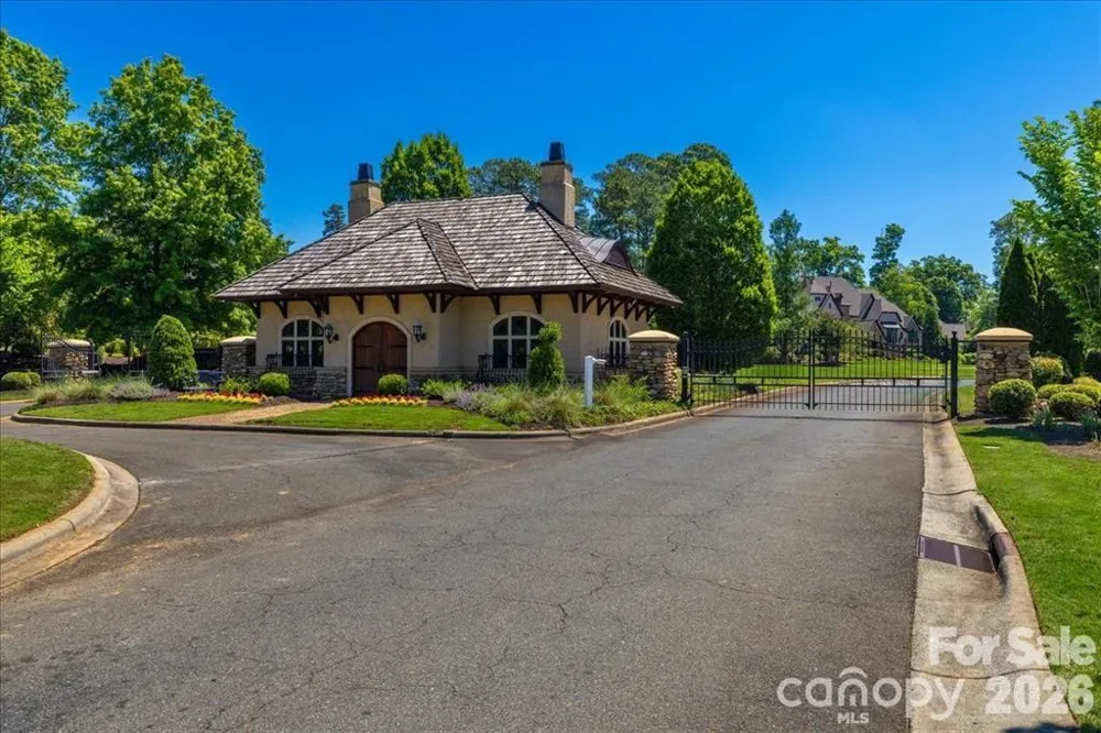 519 Meadow Sweet Lane Waxhaw, NC 28173