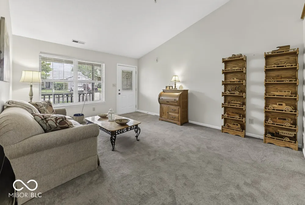 35 Morningside Court Whiteland, IN 46184