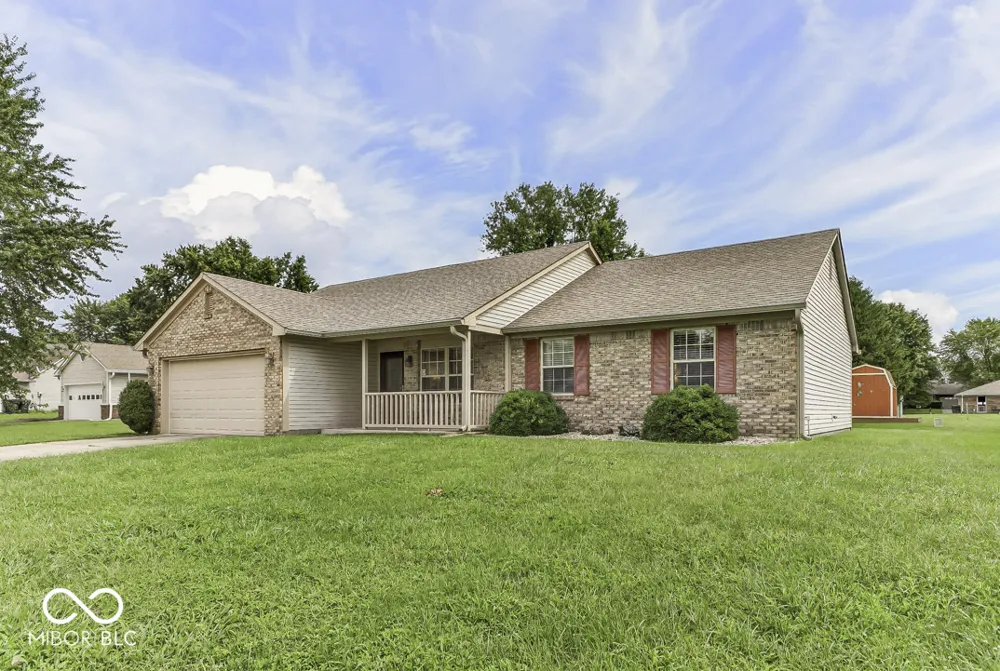 35 Morningside Court Whiteland, IN 46184