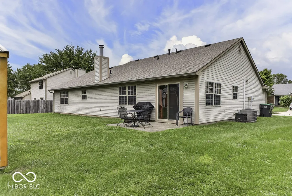 35 Morningside Court Whiteland, IN 46184
