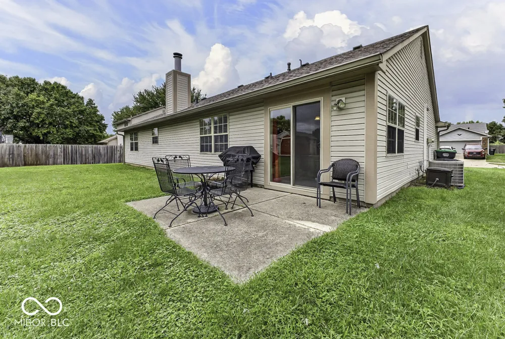 35 Morningside Court Whiteland, IN 46184