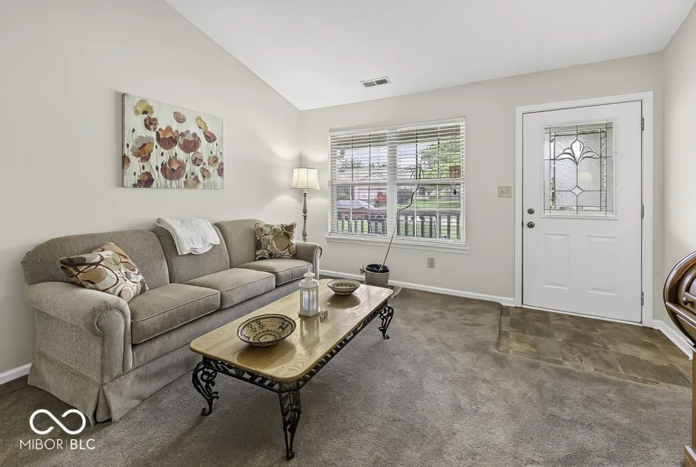 35 Morningside Court Whiteland, IN 46184
