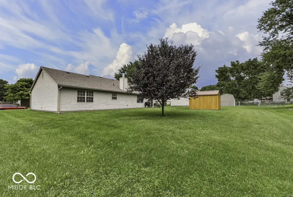 35 Morningside Court Whiteland, IN 46184