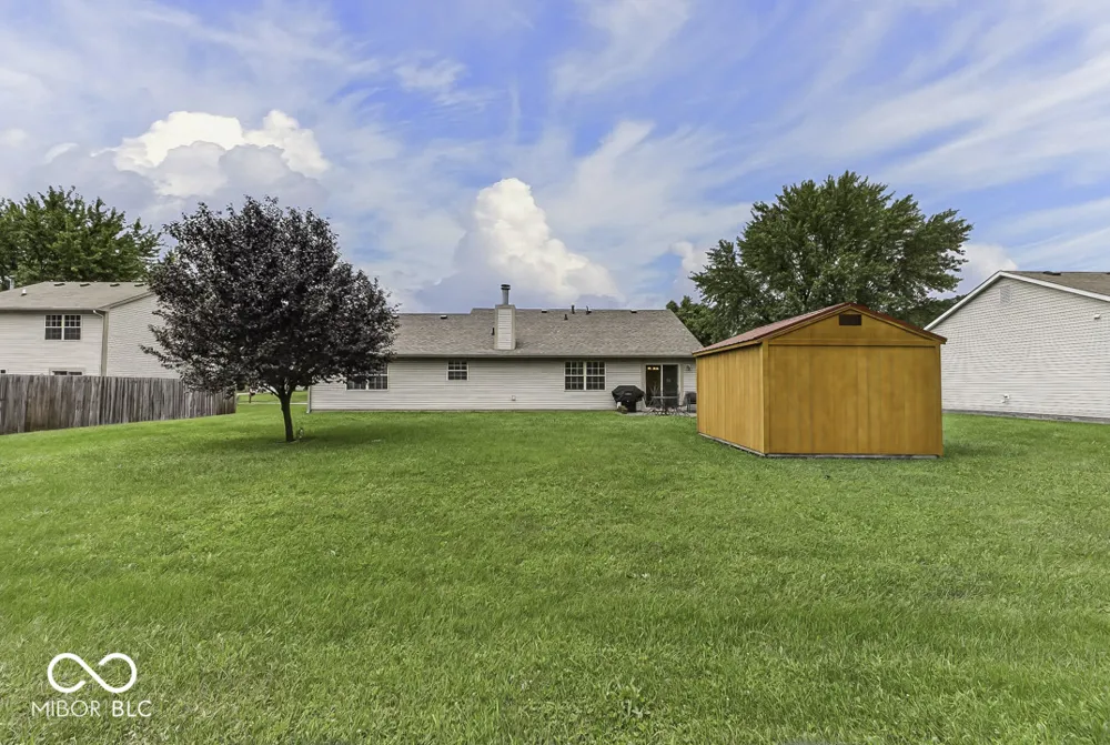 35 Morningside Court Whiteland, IN 46184