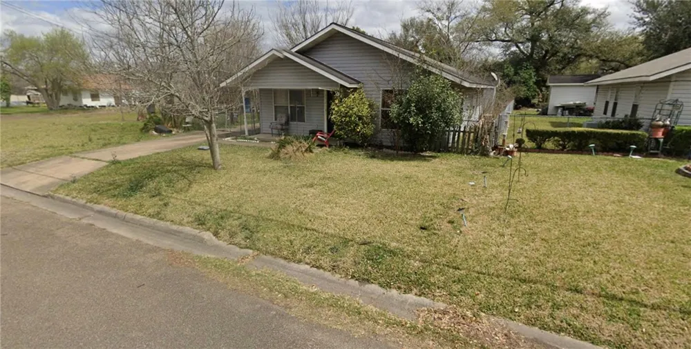 2314 Jecker Street Victoria, TX 77901