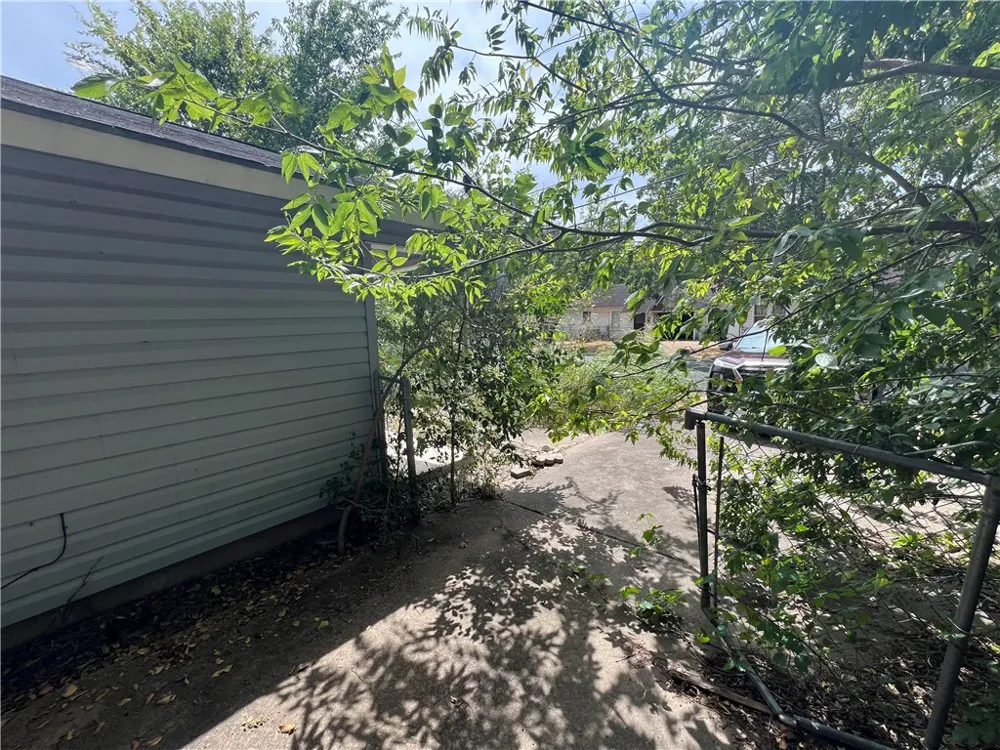 2314 Jecker Street Victoria, TX 77901