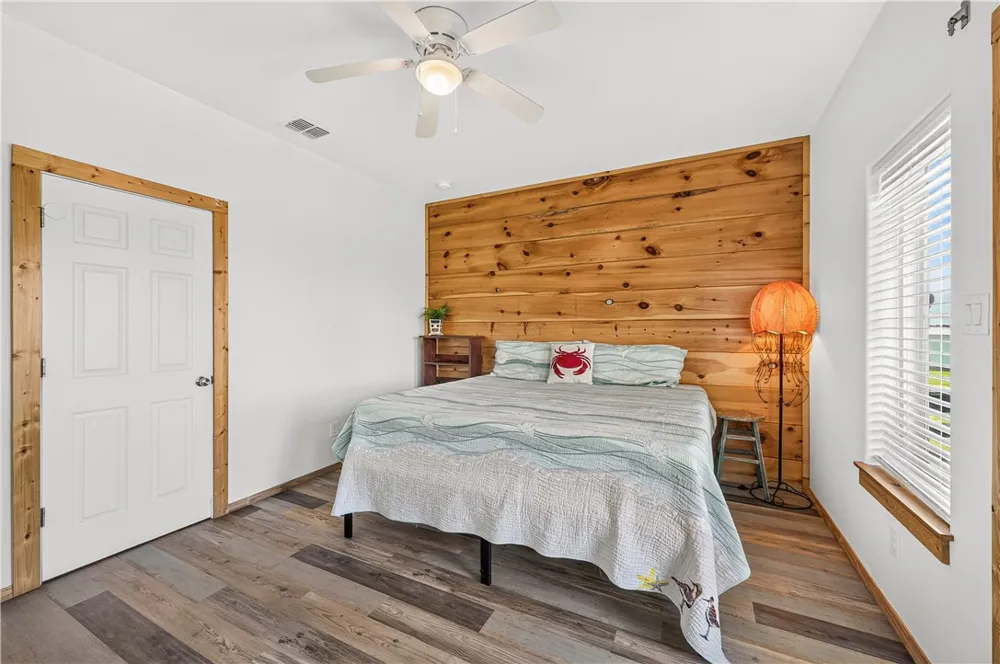 1014 State Highway 361 Port Aransas, TX 78373