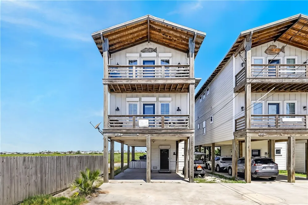 1014 State Highway 361 Port Aransas, TX 78373