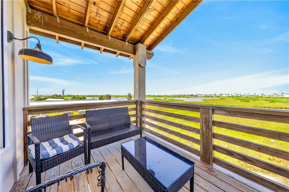 1014 State Highway 361 Port Aransas, TX 78373