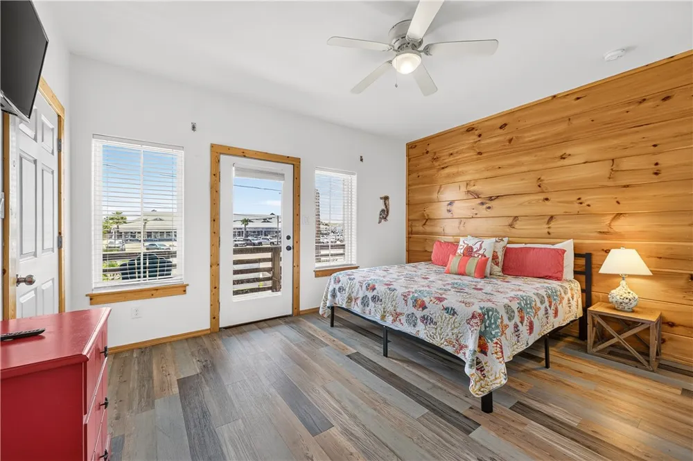 1014 State Highway 361 Port Aransas, TX 78373