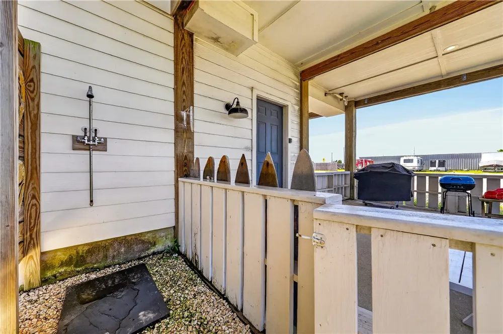 1014 State Highway 361 Port Aransas, TX 78373