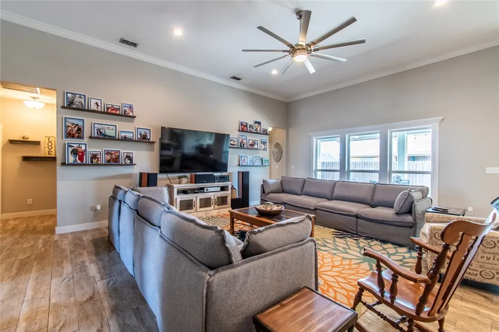 15422 Dyna Street Corpus Christi, TX 78418