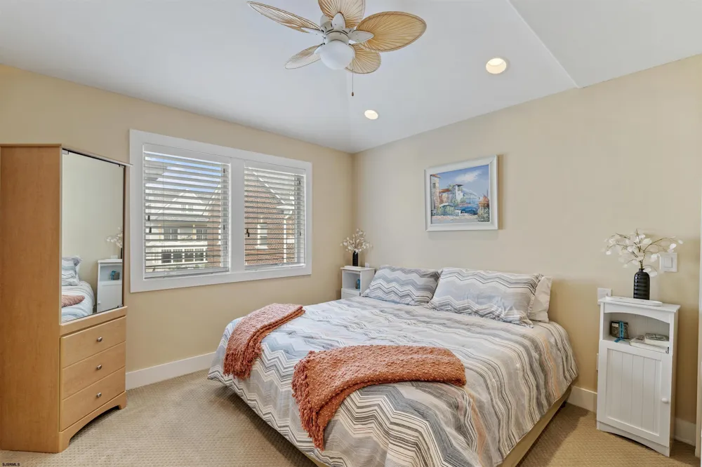 103 S Andover Ave Margate, NJ 08402