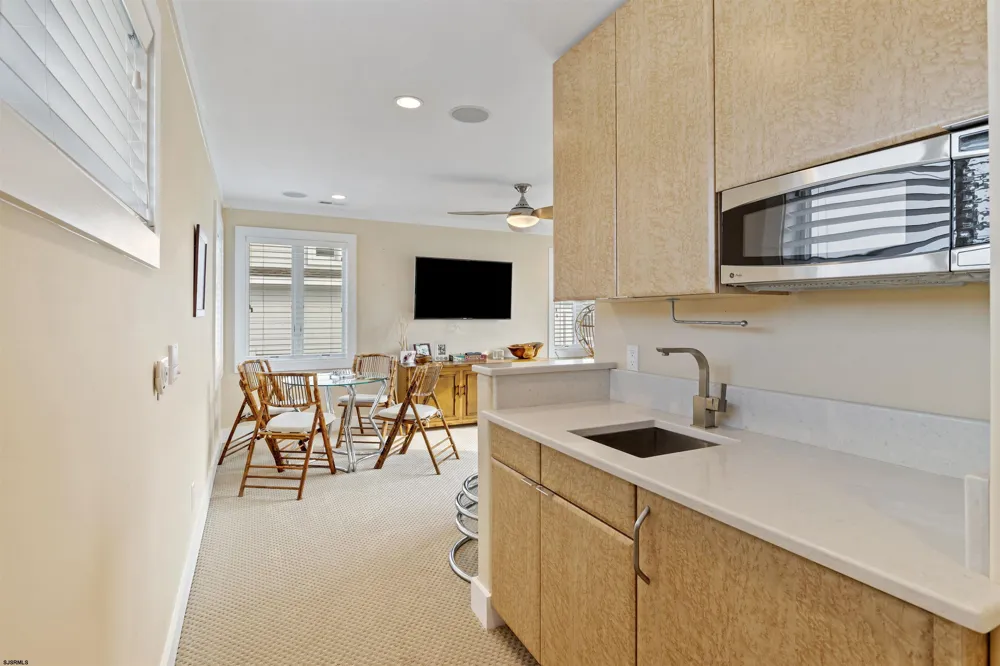 103 S Andover Ave Margate, NJ 08402