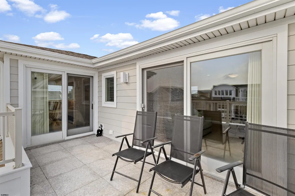 103 S Andover Ave Margate, NJ 08402