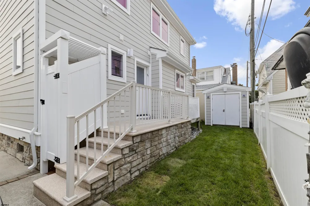 103 S Andover Ave Margate, NJ 08402