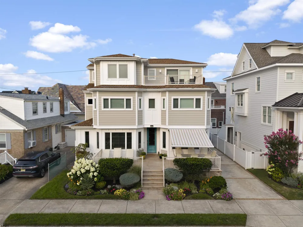 103 S Andover Ave Margate, NJ 08402