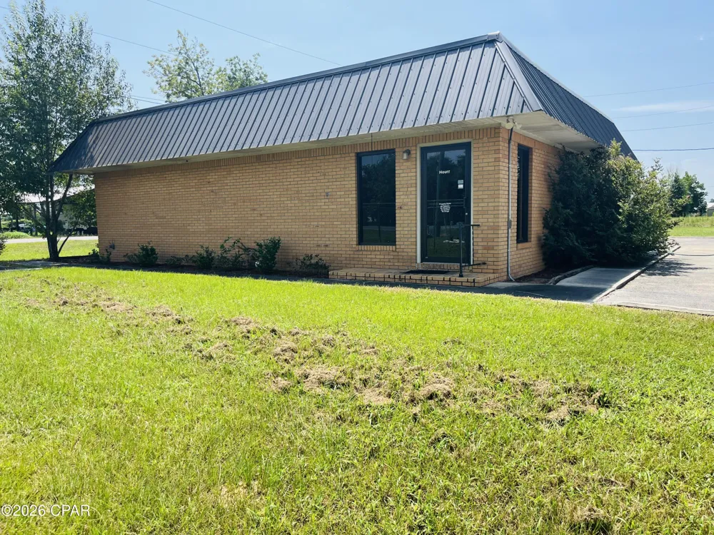 15225 NW County Road 274 Altha, FL 32421