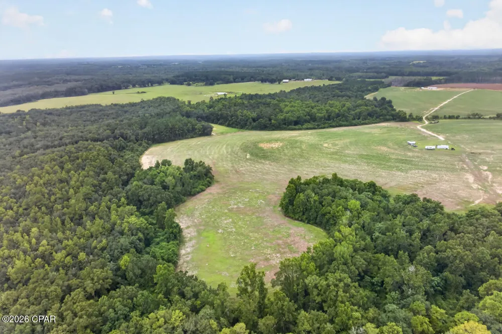 1279 Gavin Road Bonifay, FL 32425