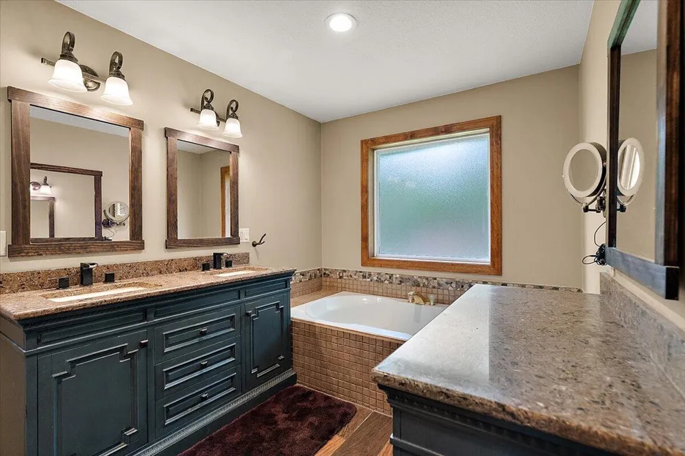 805 W Moore Road Grant, MI 49327