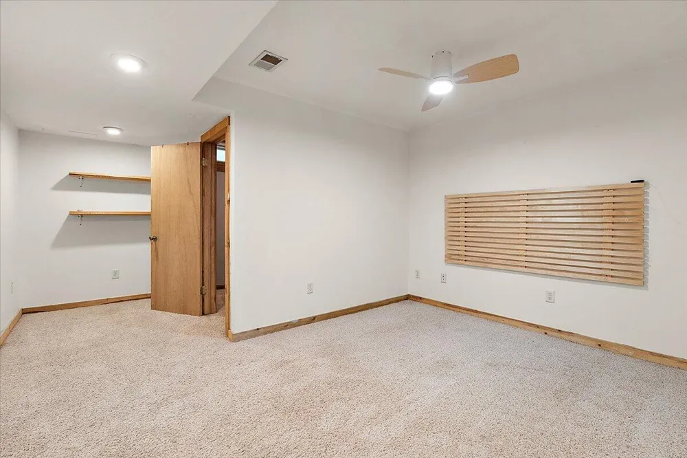 805 W Moore Road Grant, MI 49327