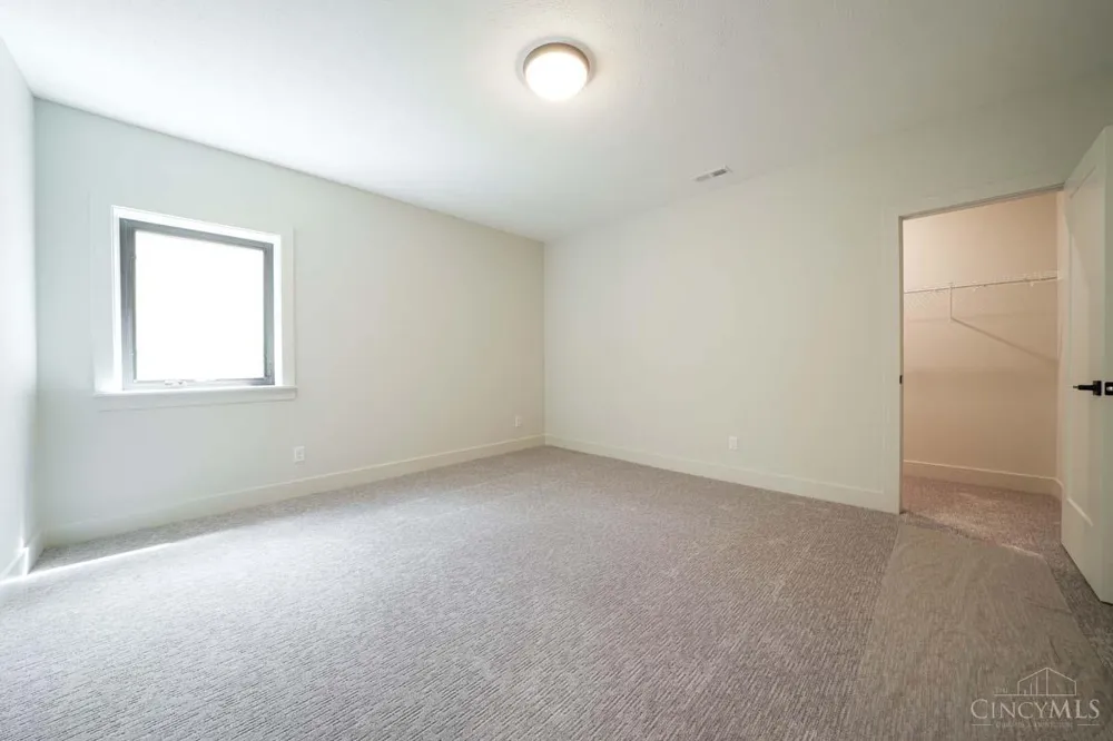 1232 Normandy Rue Clearcreek, OH 45458
