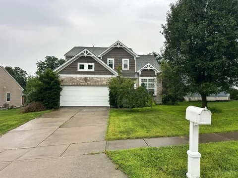 7216 Rolling Oaks Court