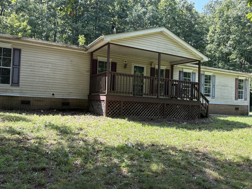447 Shadowland Drive Graysville, TN 37338