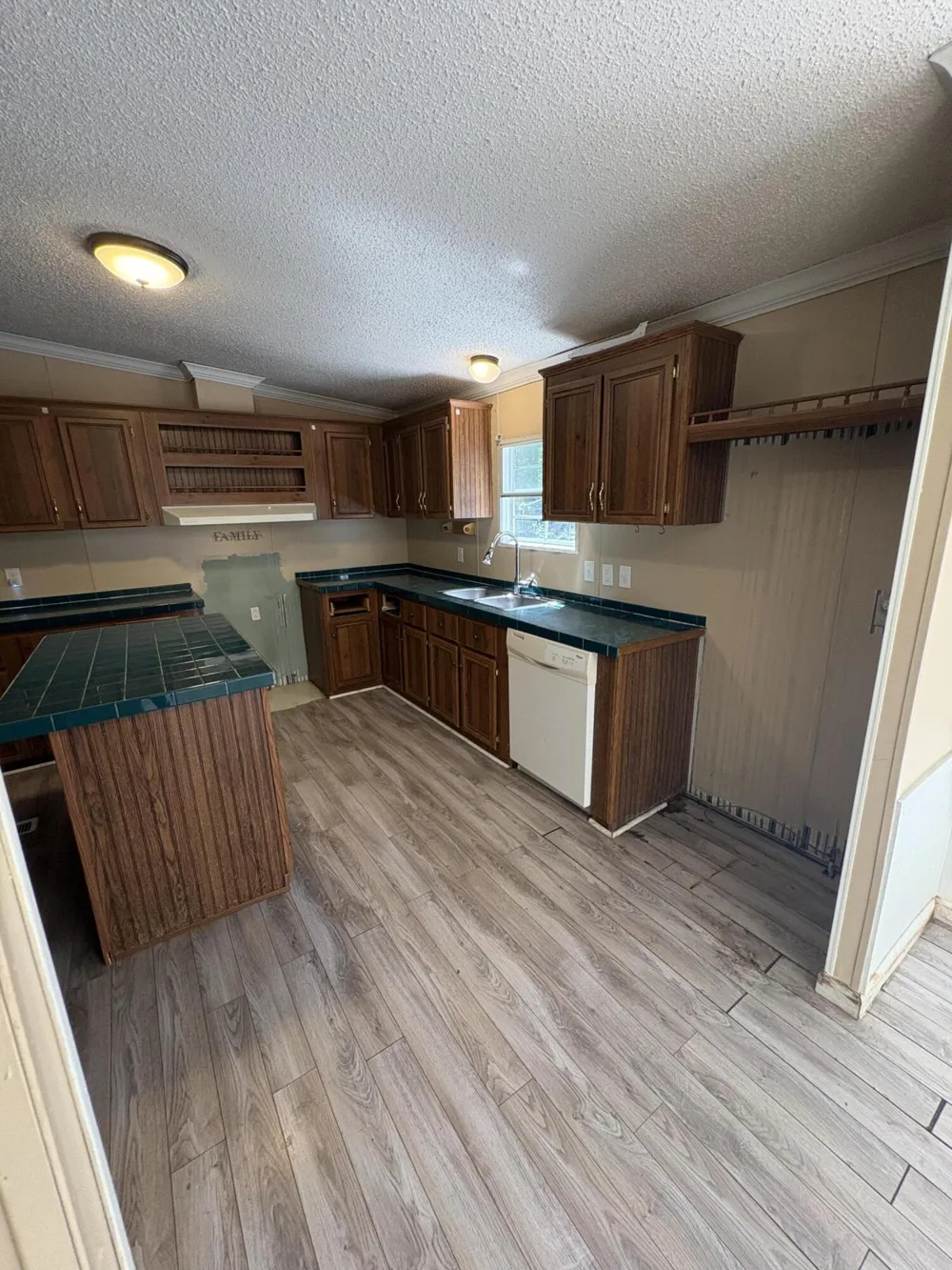 447 Shadowland Drive Graysville, TN 37338