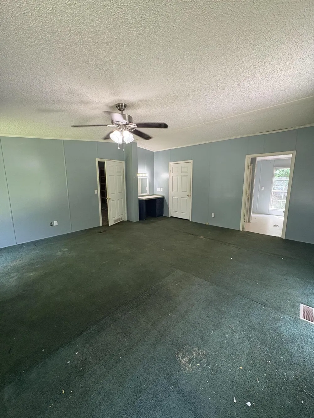 447 Shadowland Drive Graysville, TN 37338